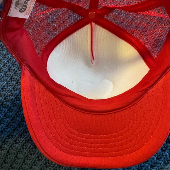 🆕HEART HAT❣️ adjustable snap back! Zoom in for details.... - Picture 2 of 7